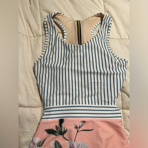 Albion one piece bathing suit - Picture 3 of 11